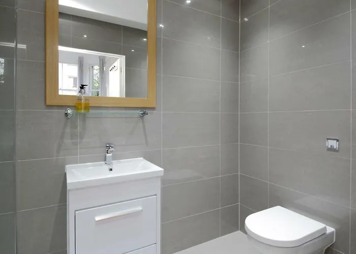 Vendégház Sheens House 3*