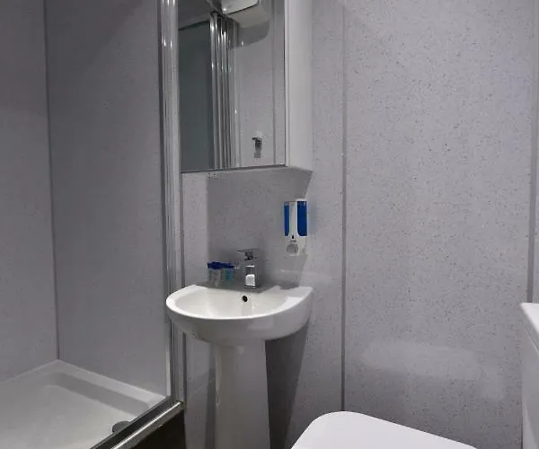 דירה Slateford House Ground Floor Main Door אדינבורו