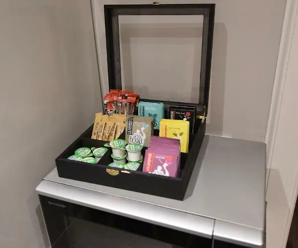 Slateford House Ground Floor Main Door 爱丁堡