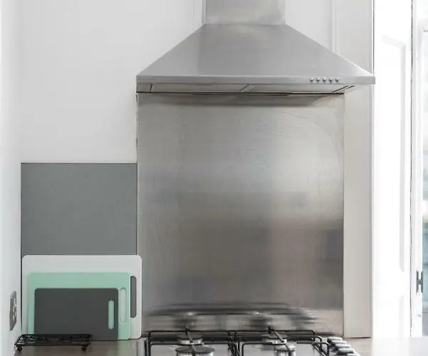 Charming, & Spacious Georgian 3 Bed *