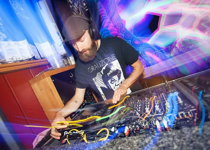 St Christopher's - Old Town *