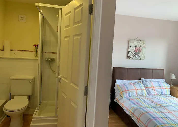 5 Bedroom Penthouse *