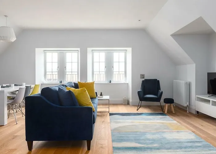 Luxurious Living In Gullane