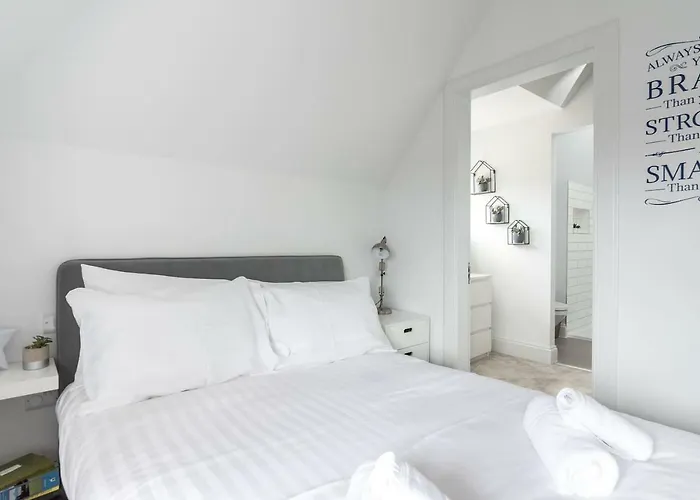 Luxurious Living In Gullane Edinburgh