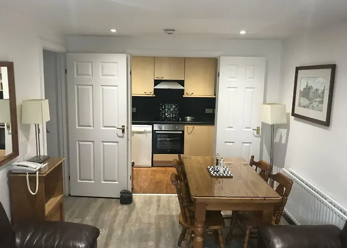 Fountain Court - Grove Hotel apartamentowy 4*