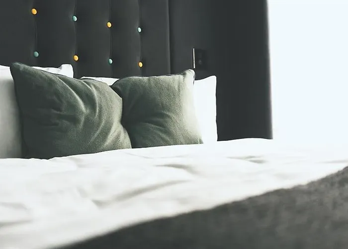 Point A Haymarket 3*