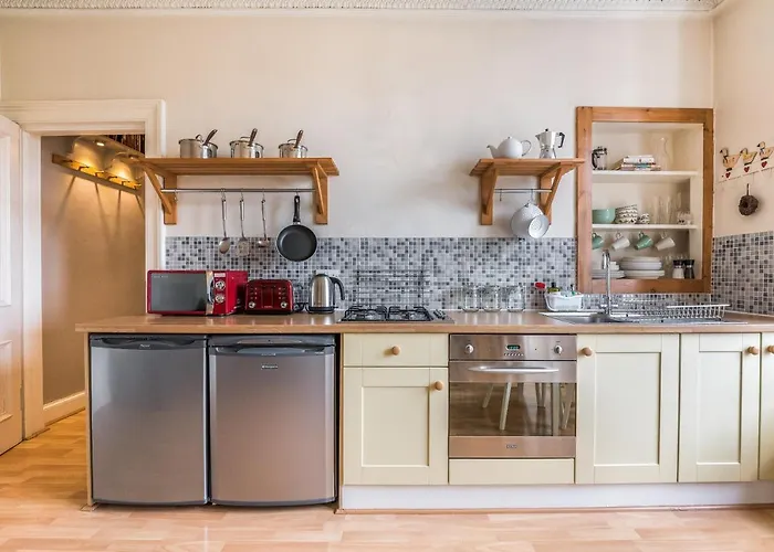 Spacious & Unique 1 Bed With Wifi