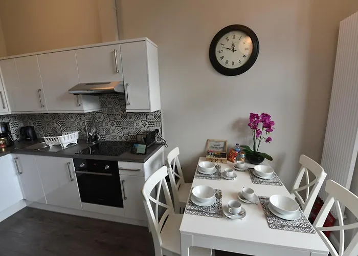 Apartment Pleasance Ground Floor Main Door Access