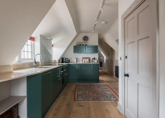 Апартаменты Amazing Penthouse, Stunning Views, Castle 2 Mins *