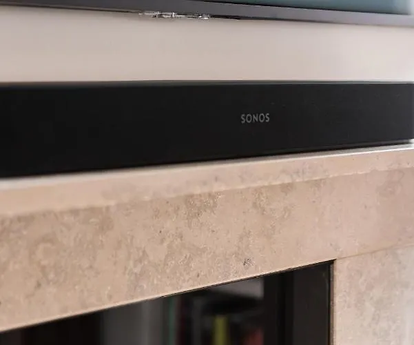 Amazing Penthouse, Stunning Views, Castle 2 Mins Appartamento