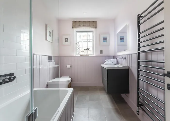 Amazing Penthouse, Stunning Views, Castle 2 Mins Appartamento Edimburgo