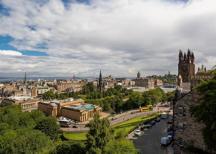 Amazing Penthouse, Stunning Views, Castle 2 Mins Appartamento Edimburgo