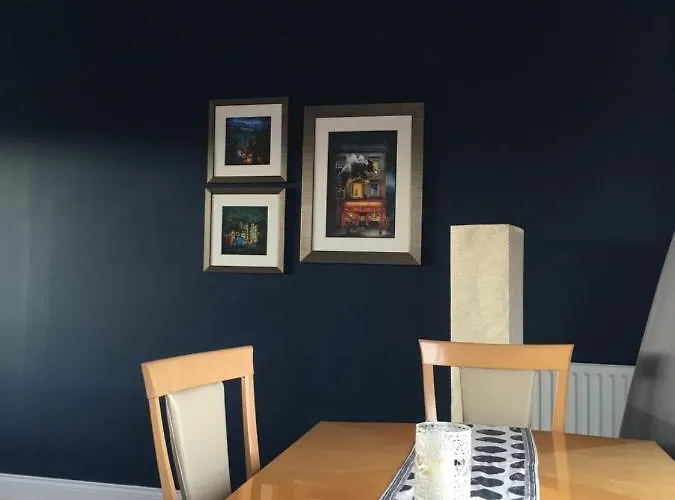 5 Bedroom Penthouse דירה