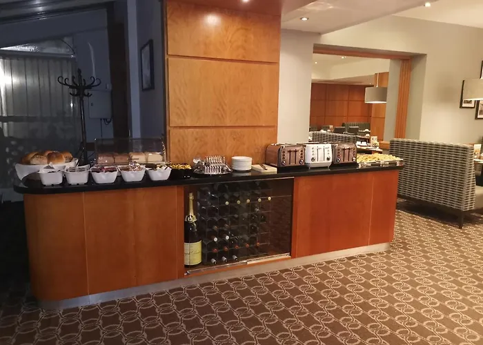 Western Kings Manor 3*