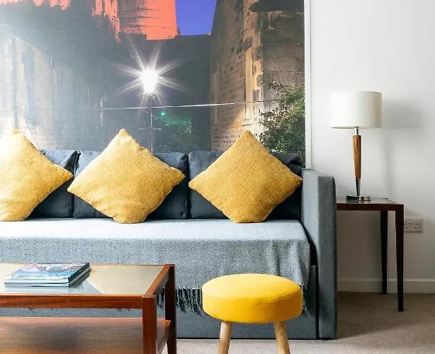 Stewart By Heeton Concept - 4*