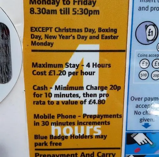 Beautiful Center 1 Bed With Park View דירה אדינבורו