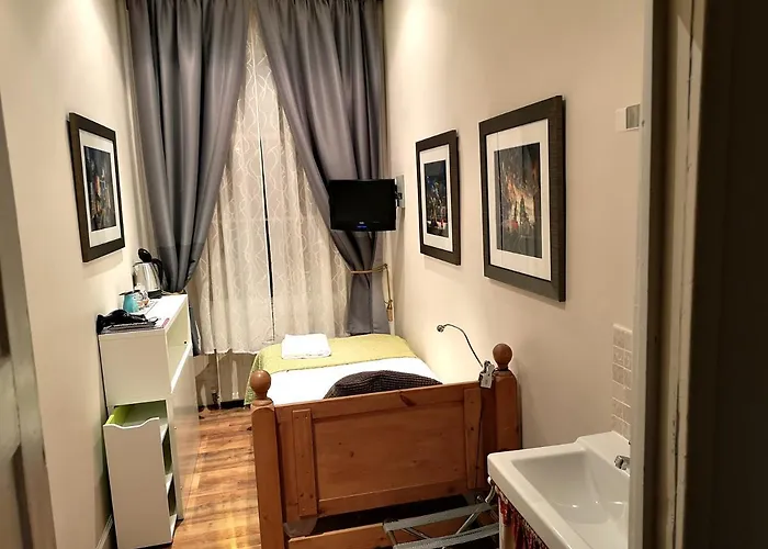 Dene Guest House, New Town Edinburgh