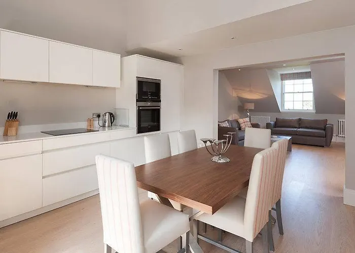 Destiny Scotland - Q-residence