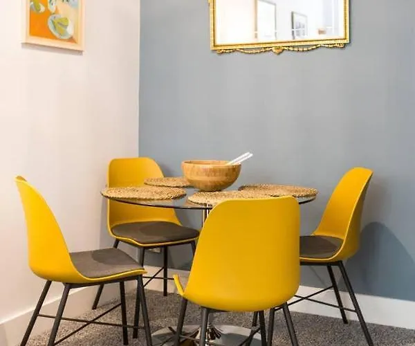 Grassmarket Jewel אדינבורו