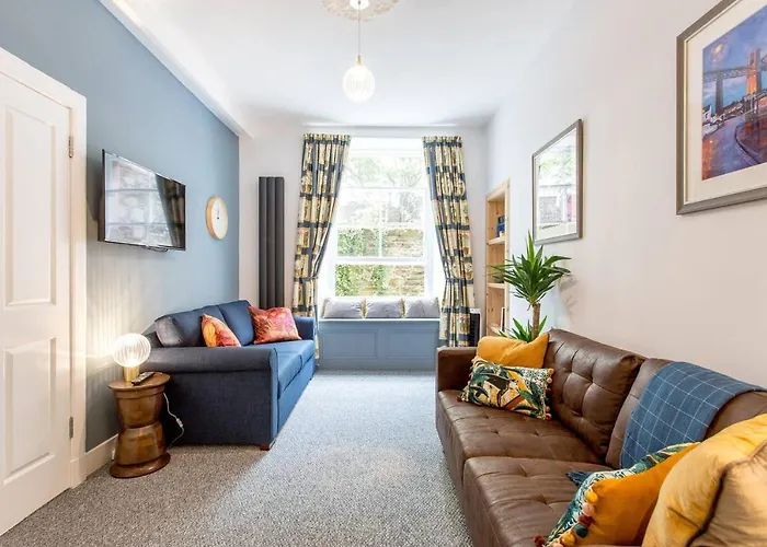 Grassmarket Jewel * אדינבורו