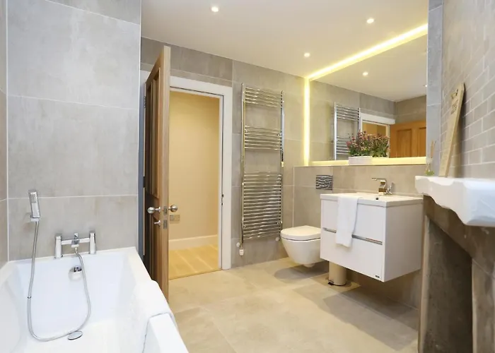 Joivy Elegant At The Heart Of The Royal Mile *