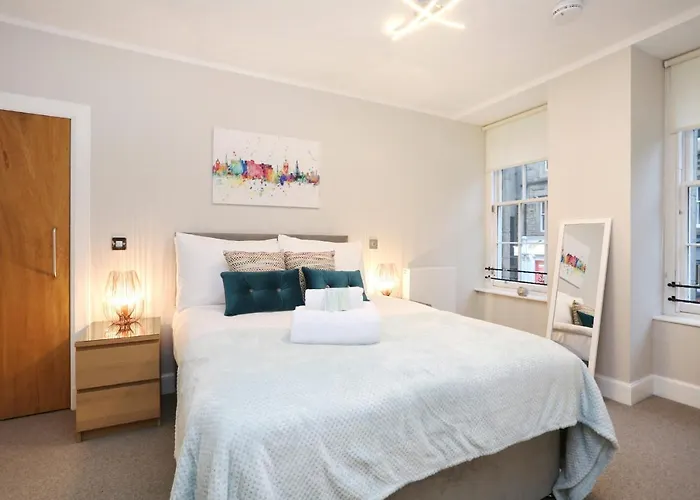 Joivy Elegant At The Heart Of The Royal Mile