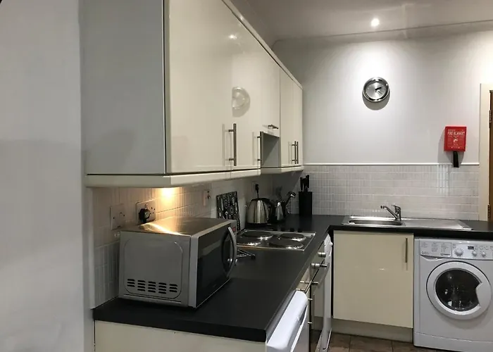 Fountain Court - Grove Hotel apartamentowy 4*