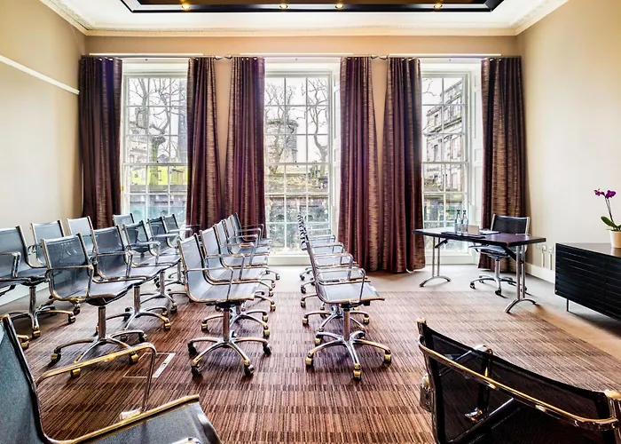 Apex Waterloo Place Hotel 4*