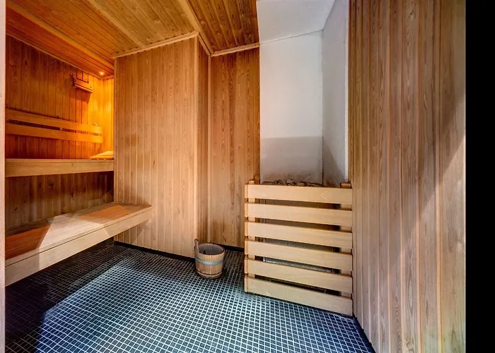 Hotel Apex Waterloo Place 4*