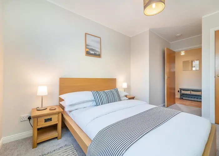 The Waverley Park Terrace