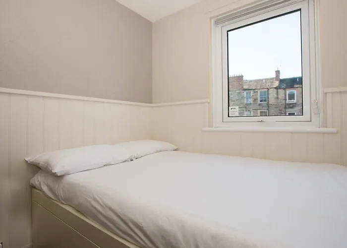 Destiny Student - Meadow Court アパート