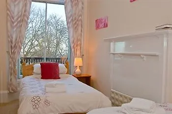 Gasthuis Halcyon House 3*