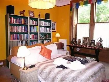 Bed & Breakfast Panda Edinburgh