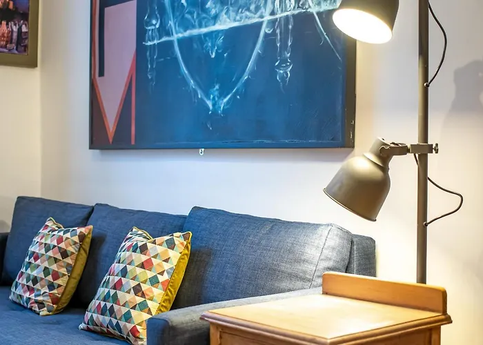 The Waverley Park Apartament