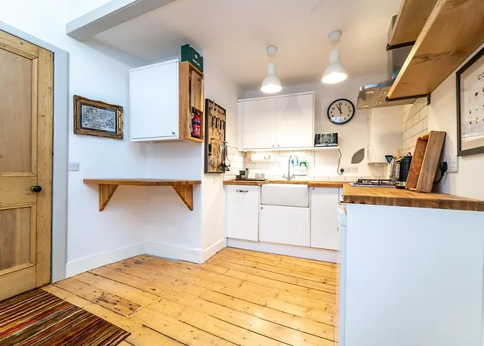 The Waverley Park * אדינבורו