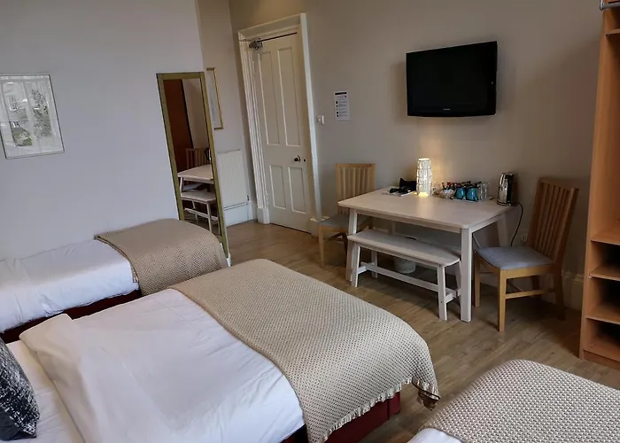Гостевой дом Dene Guest House, New Town Эдинбург