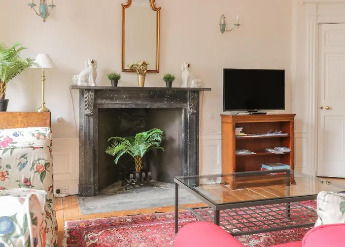 3 Lynedoch Place אדינבורו