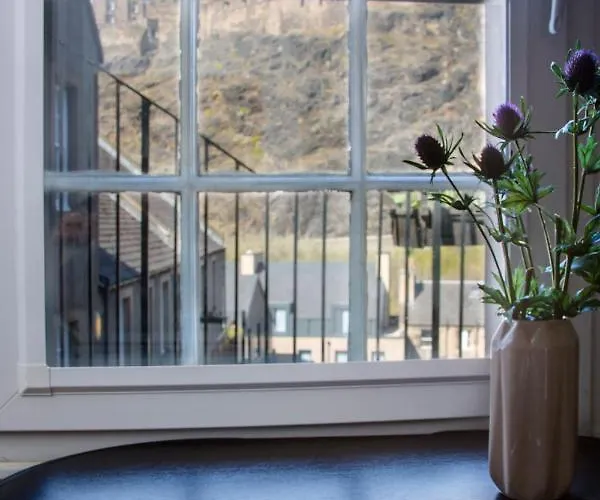 Castle Vista, Grassmarket Edinburg