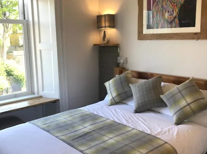 18 Craigmillar Park Edinburg