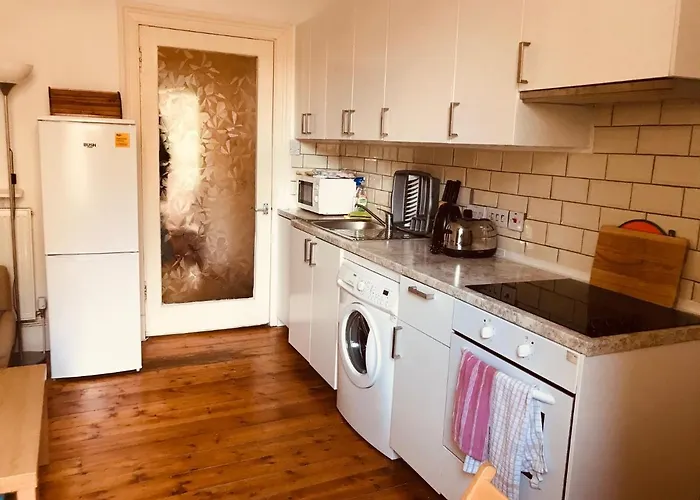 Centre Escape With Private Garden *