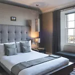 & Picardy Place 4*