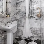 House Of Gods Royal Mile Otel Edinburgh