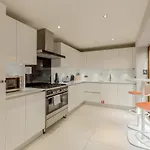 Destiny Scotland - Q-residence Apartmán *