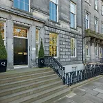 Destiny Scotland - Q-residence * Edinburgh