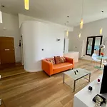 Quartermile Serviced Aparthotel *