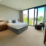 Quartermile Serviced Aparthotel Edinburgh