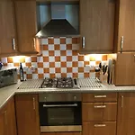 Apartamento Holyrood Park *