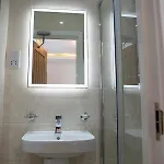 Crosskeys 双金匙公寓 Apartmanhotel Edinburgh