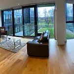 Quartermile Serviced * Edinburgh