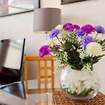 아파트 Cozy 2 Bedroom At Heart Of The 에든버러